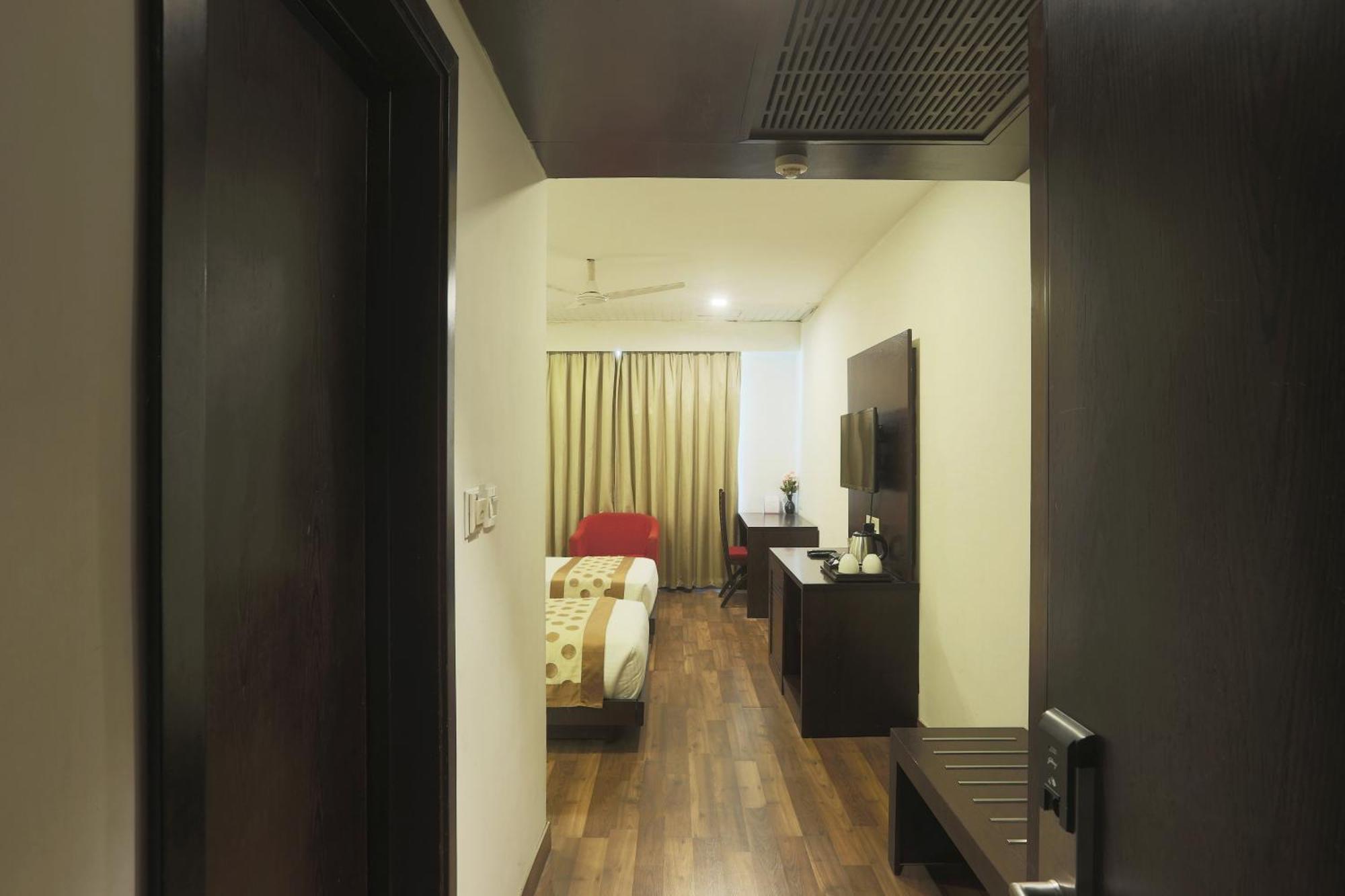 Vesta Grand Central Udaipur Exterior photo