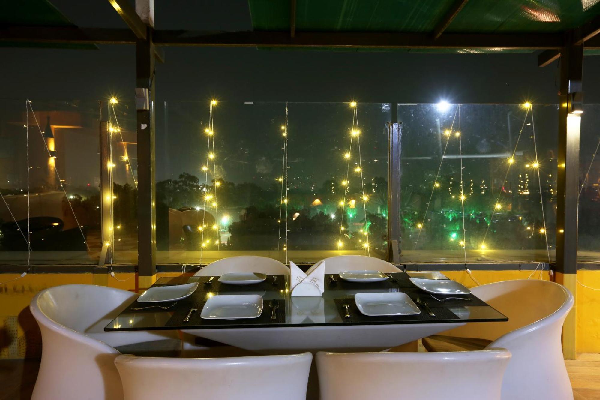 Vesta Grand Central Udaipur Exterior photo